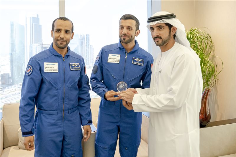 sheikh hamdan uae astronauts